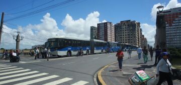 Rodoviários aprovam indicativo de greve dos ônibus em mais duas empresas do Grande Recife