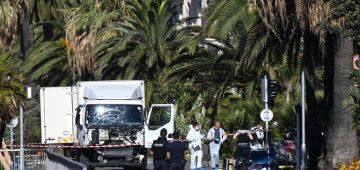 Justiça francesa confirma penas de prisão para 2 homens por atentado em Nice de 2016