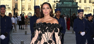 Vogue World celebra a moda francesa e o esporte, na praça Vendôme, com presença de Anitta