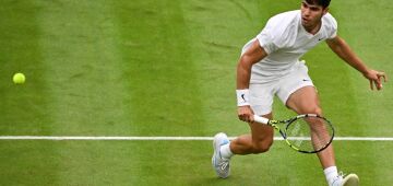 Wimbledon: Alcaraz vence australiano Vukic e vai à 3ª rodada 