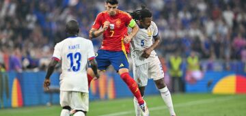 Derrubado por segurança no campo, Morata diz estar bem para defender a Espanha na final da Euro