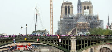 Notre Dame protagoniza sequência da cerimônia de abertura de Paris-2024