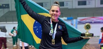 Olimpíadas: pernambucana Renata Arruda é convocada no handebol 