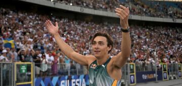 Armand Duplantis bate o recorde mundial no salto com vara na etapa da Silésia da Diamond League