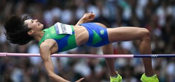 Valdileia Martins iguala recorde brasileiro e avança à final do salto em altura, mas se lesiona