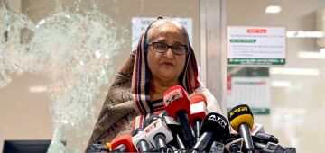 Tribunal de Bangladesh emite ordem de prisão contra primeira-ministra destituída