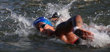 Ana Marcela Cunha fica em quarto lugar na maratona aquática