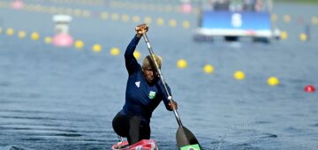 Valdenice Conceição vai à semifinal da canoagem individual