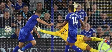 Leicester retorna à elite do Campeonato Inglês com gol de astro e empate diante do Tottenham