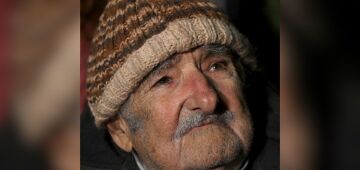 Mujica volta ao hospital pela quarta vez em menos de duas semanas