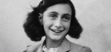 Quem seria Anne Frank hoje? Mostra em SP traz imersão no anexo secreto em busca de respostas