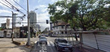 Rua no bairro da Madalena, no Recife, é interditada para obra emergencial de drenagem