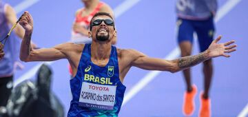 Jogos Paralímpicos: Julio Cesar bate recorde mundial e é ouro no atletismo