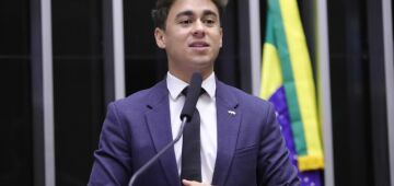 Nikolas Ferreira acusa Whindersson Nunes de vitimismo nas redes sociais