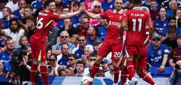 Premier League: Liverpool inicia 'era Slot' com vitória; Arsenal bate Wolverhampton