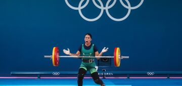 Amanda Schott fica na 8ª colocação da categoria até 71kg no levantamento de peso 