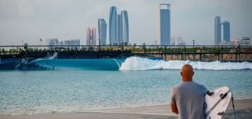 Piscina de ondas de Kelly Slater fará parte do calendário do campeonato mundial de surfe