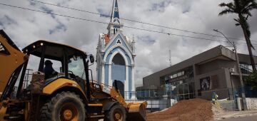 Retirada de entulhos após desabamento de teto do Santuário do Morro da Conceição deve durar um mês 