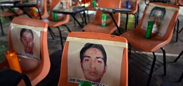 Parentes dos 43 estudantes desaparecidos no México exigem verdade da próxima presidente