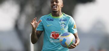 Com lesão na coxa, Éder Militão é cortado da Seleção