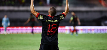 "Feliz em ajudar a equipe", diz Wellington Silva após primeiro gol pelo Sport