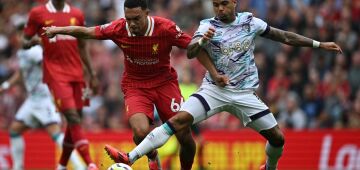 Premier League: Liverpool vence Bournemouth e assume liderança provisória 