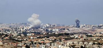 Líbano anuncia 15 mortos em bombardeios israelenses fora de redutos do Hezbollah