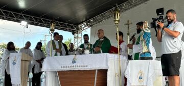 Esperança no Morro da Conceição: Dom Fernando Saburido celebra missa dominical após tragédia