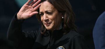 Apoiadoras de Kamala Harris criam linha de esmaltes para incentivar o voto nos EUA