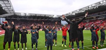 Leipzig vence Freiburg e dorme na liderança do Campeonato Alemão