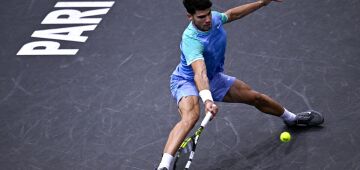 Alcaraz perde para francês e cai nas oitavas do Masters 1000 de Paris