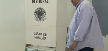 Candidato à prefeitura José Luiz Datena (PSDB) vota em São Paulo