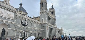 Conheça a história da Catedral de Santa Maria a Real de Almudena