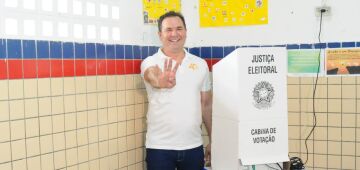 Paulista: Junior Matuto (PSB) vota e fala em compromisso "independente do resultado"