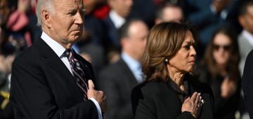 Kamala volta a aparecer em público com Biden após derrota eleitoral