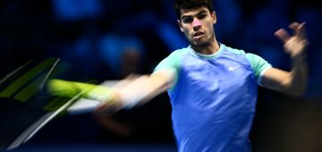 Alcaraz derrota Rublev, reage no ATP Finals e mantém chances de avançar