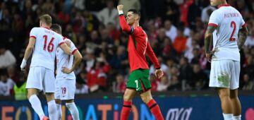 Cristiano Ronaldo faz dois, um de voleio, Portugal goleia a Polônia e avança na Liga das Nações