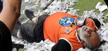 Fotógrafo é internado após ser atingido por explosivo na Arena MRV na final da Copa do Brasil