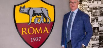 Claudio Ranieri voltará a treinar a Roma aos 73 anos