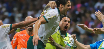 Palmeiras dobra chances de título do Brasileirão após virada contra Bahia e empate do Botafogo