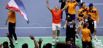 Holanda bate a Alemanha, avança à sua 1ª final de Copa Davis e aguarda Itália ou Austrália