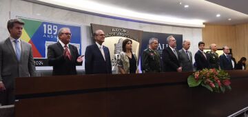 Comandante do Exército, general Tomás Paiva recebe Título de Cidadão Pernambucano