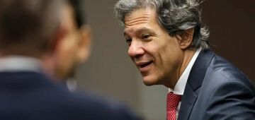 Pagamento de emendas será feito na forma do STF; seguiremos parecer da AGU, diz Haddad