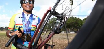 Conheça Kawani Sofia, pernambucana de 17 anos considerada o futuro do ciclismo 