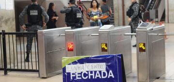 Com Linha Centro do Metrô fechada, volta para casa é marcada por longas filas no TI Joana Bezerra 