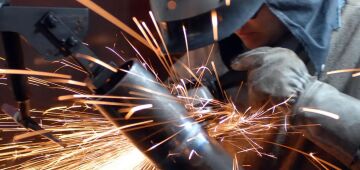 Produção industrial completa 4 meses seguidos sem crescimento, mostra IBGE