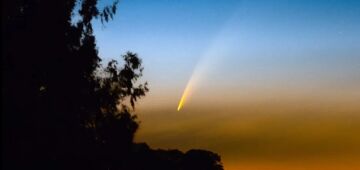 Cometa ilumina o céu do Rio Grande do Sul