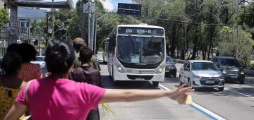 Partida entre Santa Cruz x Sergipe contará com operação especial de ônibus; confira