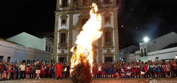 Queima da Lapinha encerra ciclo natalino e abre alas para o Carnaval no Recife; confira programação