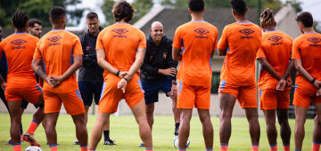 Com fim de rodízio no Sport, Pepa enxerga time competitivo na Série A: "dúvidas dissipadas"